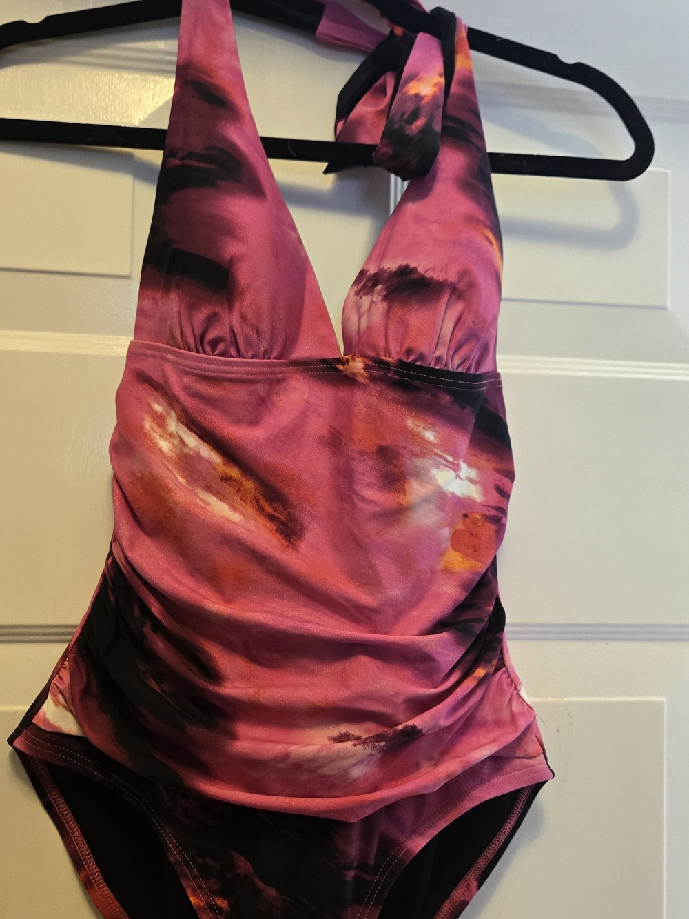 DKNY NWOT Pinkk Abstract One-Piece Halter Swimsuit Size Small